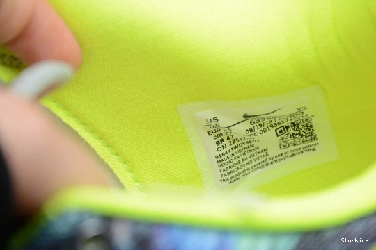 639655-900 Kobe Nike Prelude 8 (Reflection) 0226